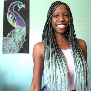 Meet your Posher, Nia